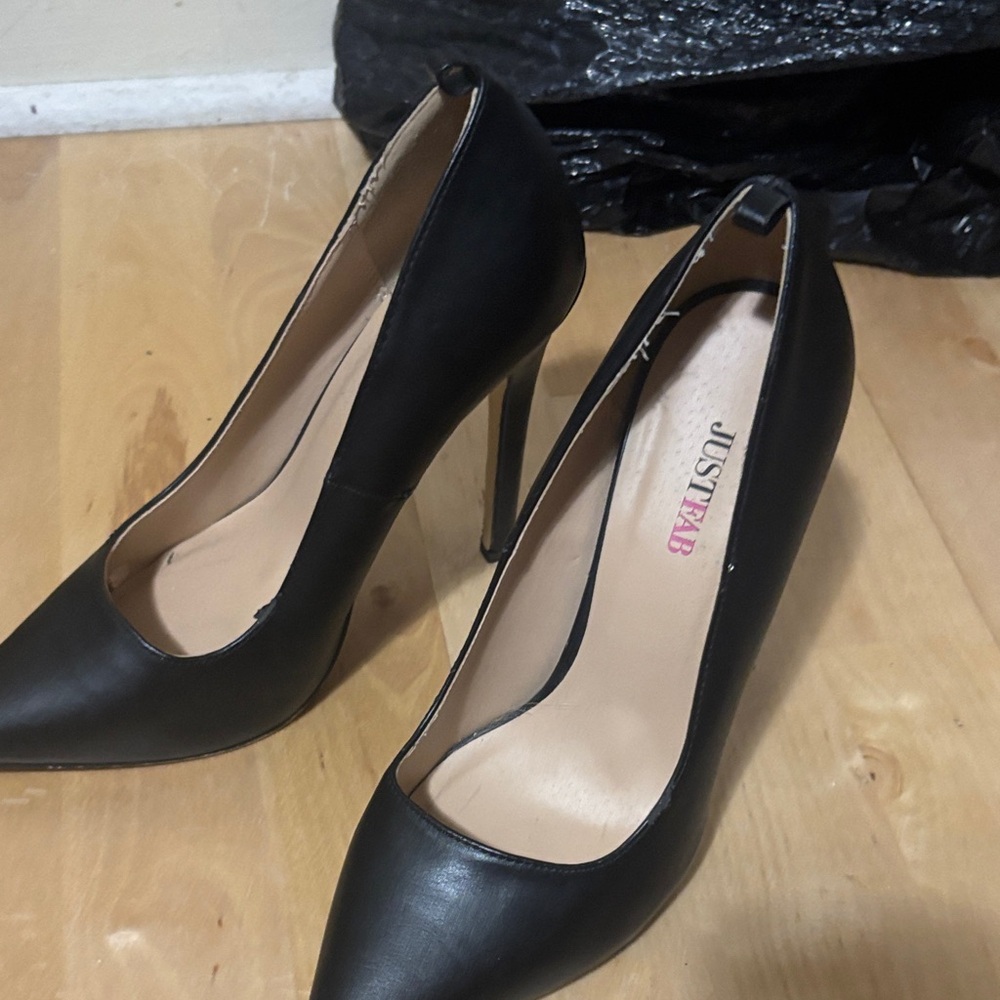 JustFab Classic Black Heels